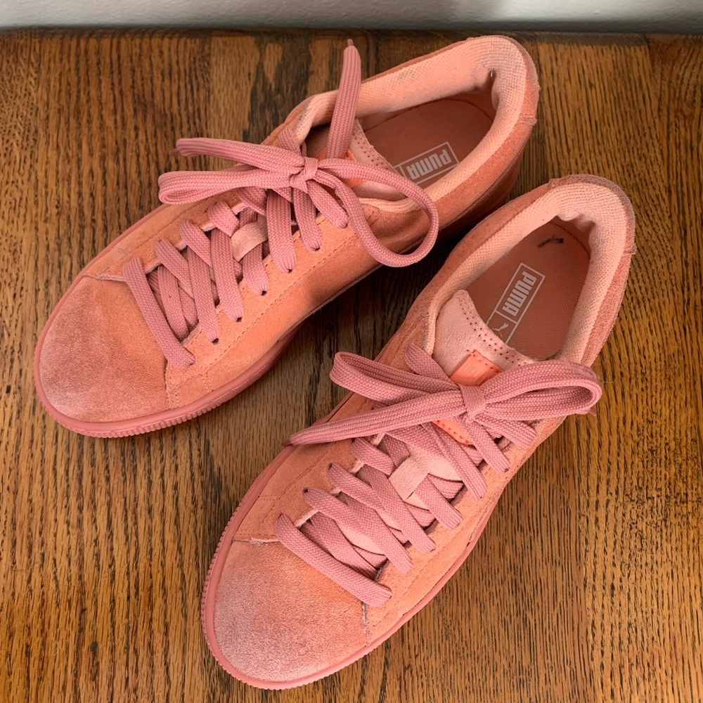 Puma—Suede Junior Sneaker, Pink Desert Flower (Size 7Y/8.5W)